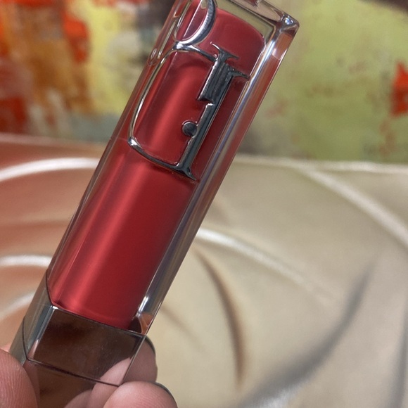 Dior Addict Lip Maximizer in 029 Intense Grape Dark Pink Lip Gloss - Picture 3 of 6